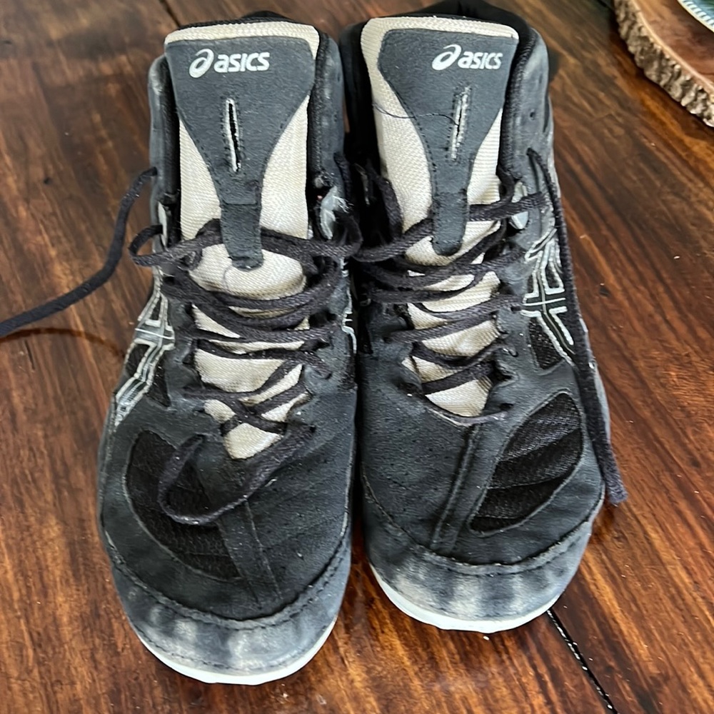 ASICS Snapdown Wrestling Hightops - size 13
